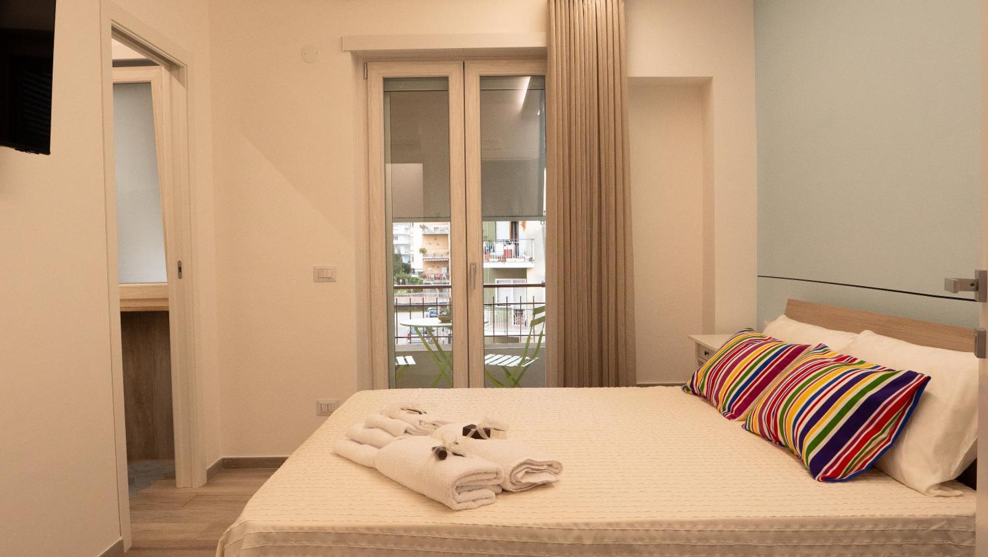 Wanderlust Guesthouse Gaeta Bagian luar foto