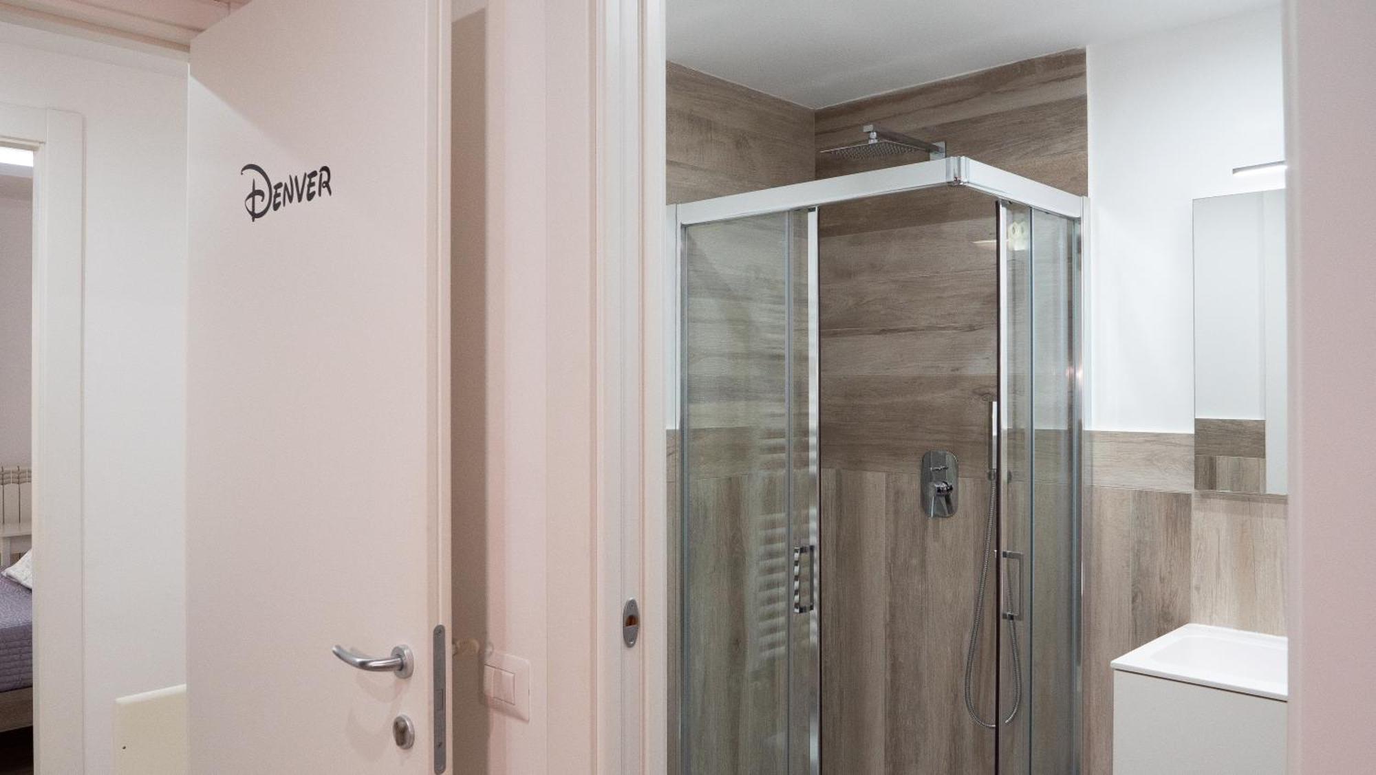Wanderlust Guesthouse Gaeta Bagian luar foto